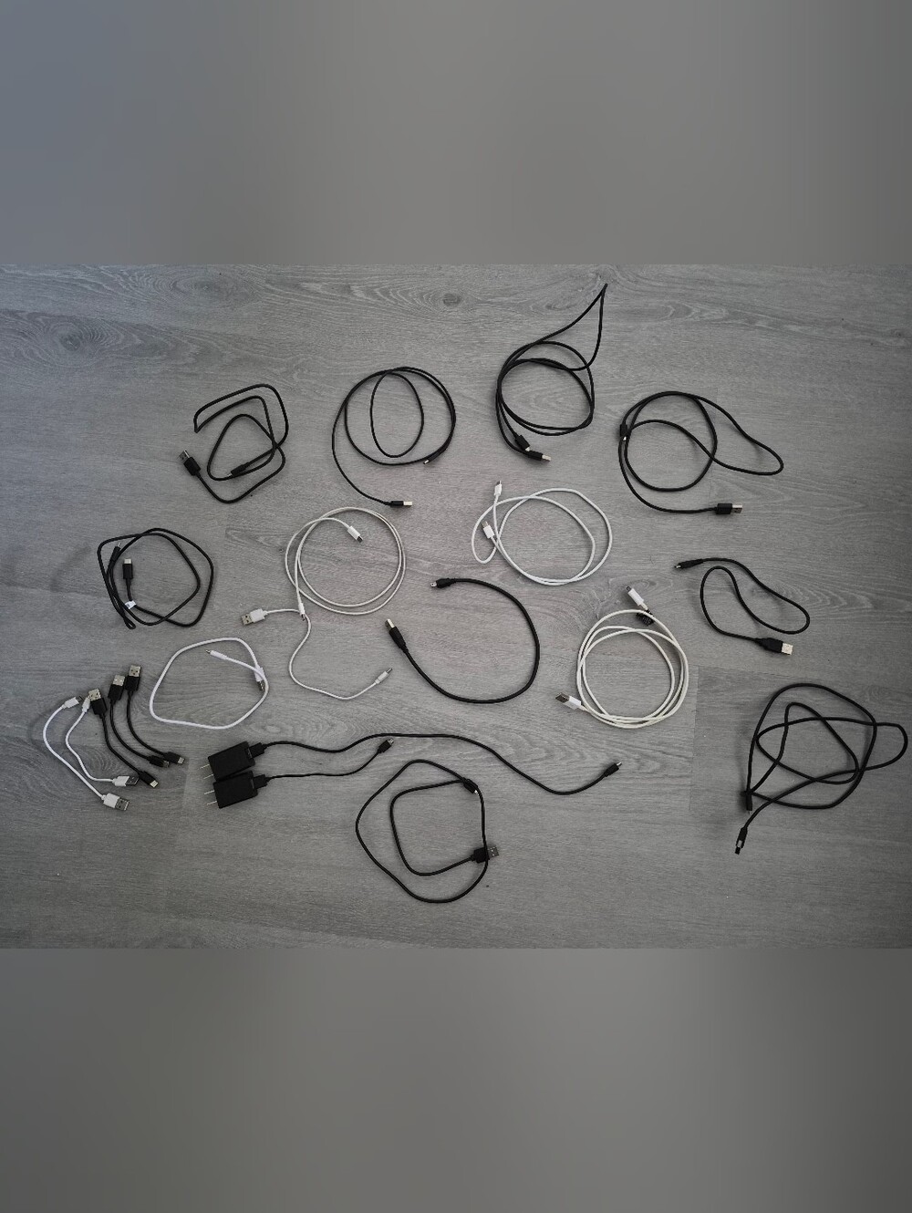 Cell Chargers Cords Adapters 23 Pieces Clean Out Bundle